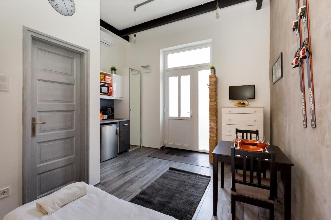 K10 A Kazinczy Apartment Budapeşte Dış mekan fotoğraf